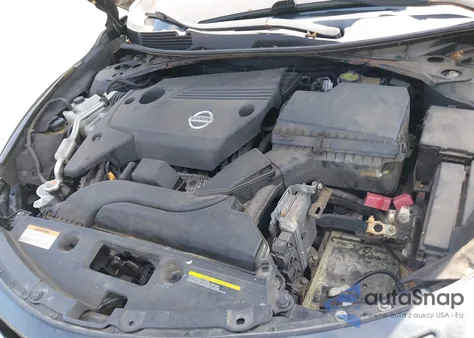 2015 Nissan Altima 2.5 Sv из США, поврежденный, VIN 1N4AL3AP9FC243179